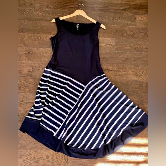 Black Drop Waist Dress w/Striped Swing Skirt. Size 6. - Picture 5 of 8